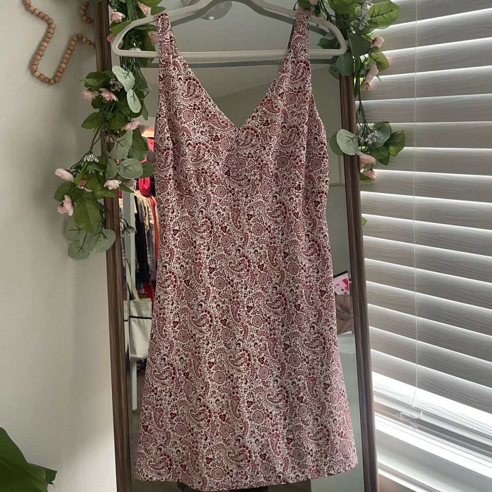 Abercrombie & Fitch pink white red bandana print dress paisley print eyelet